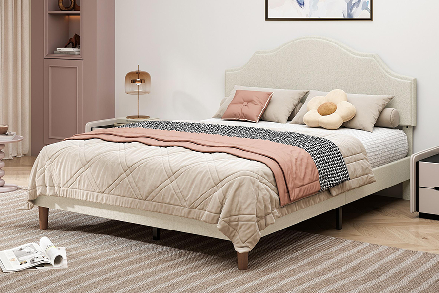 N21 High Quality Beige Fabric Reginae Size Upholstered Bed