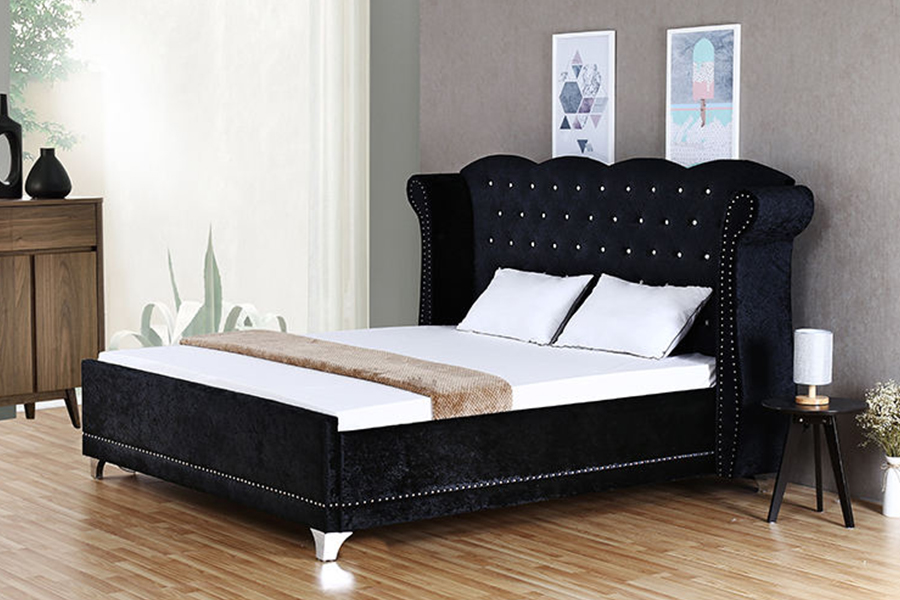 1245 British Style Wooden Frame Home Use Upholstered Bed