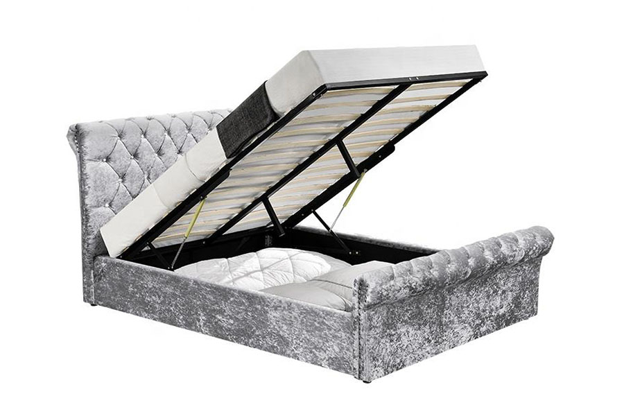1153G Chesterfield fracti Velvet Crystal Ottoman at Bed
